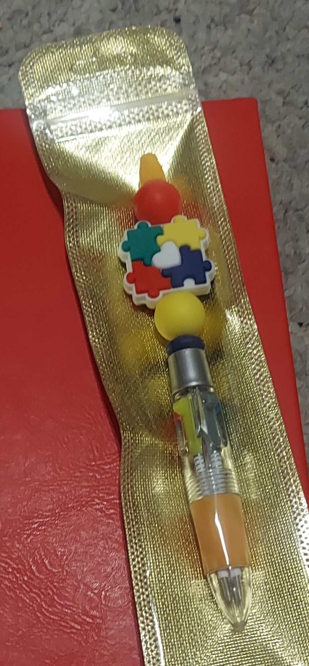  Vibrant & unique pen that inspire creativity, Perfect for gifting and personal use.